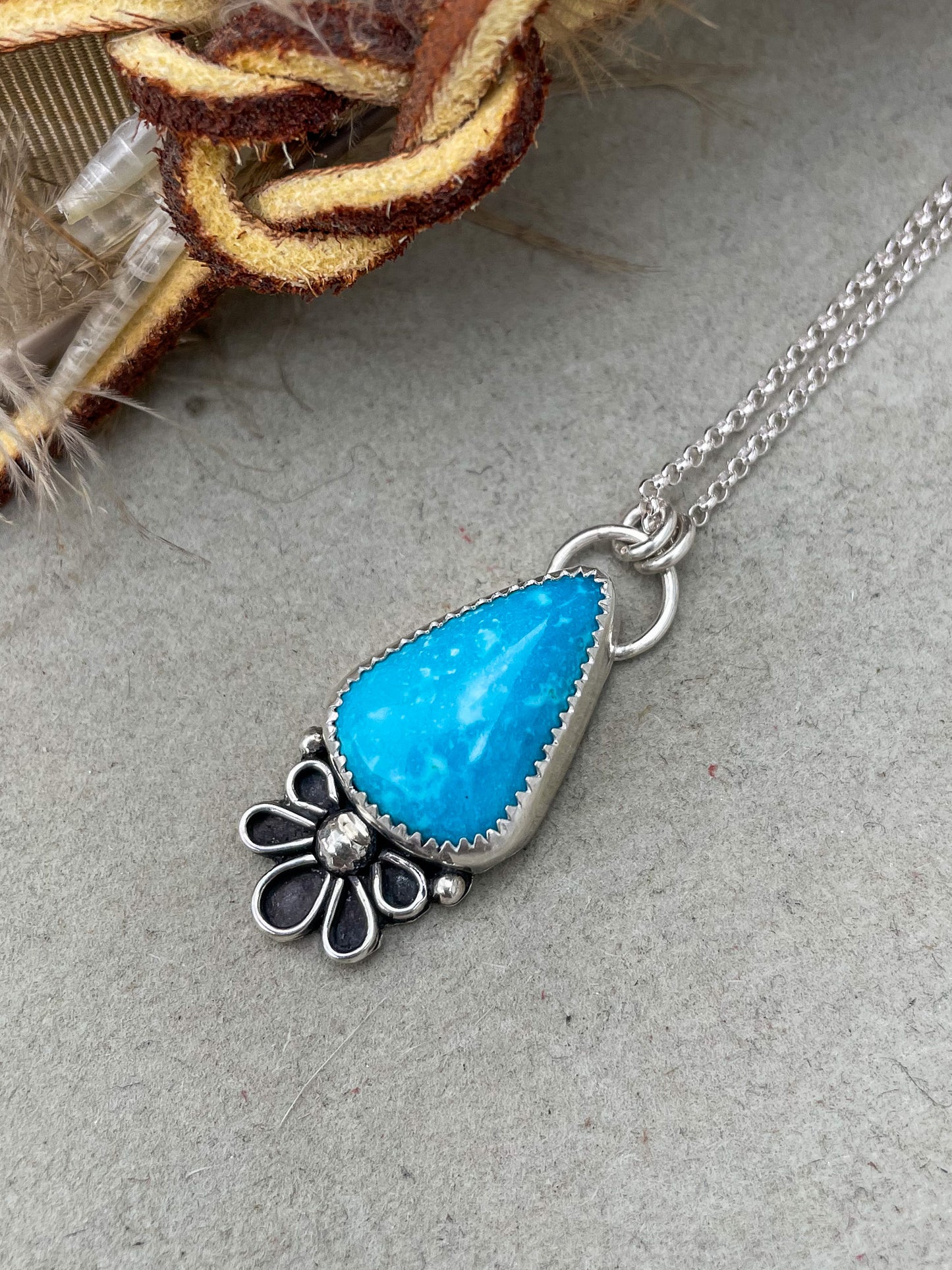 Kingman Flower Necklace