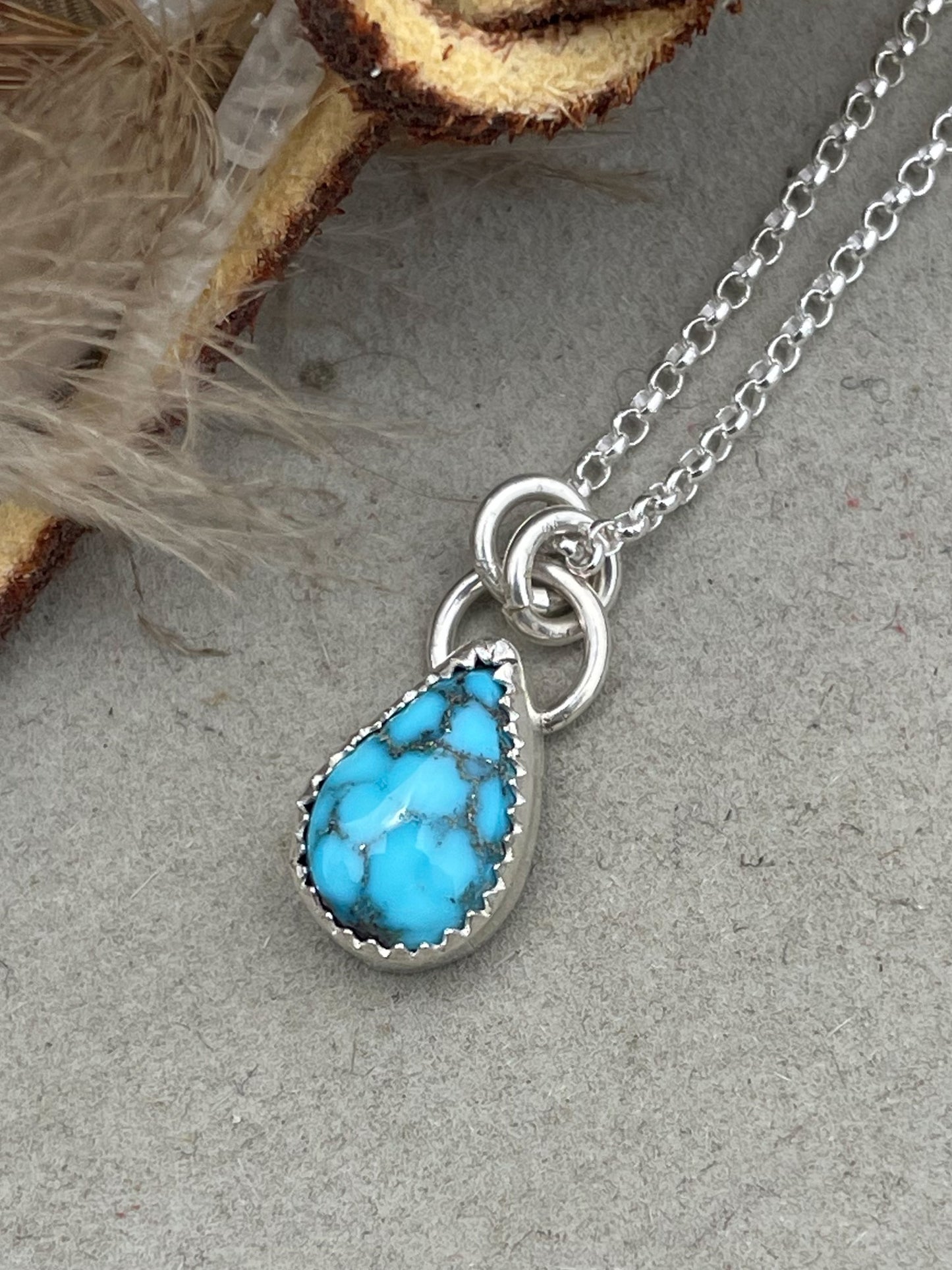 Natural Spiderweb Kingman Everyday Turquoise Necklace