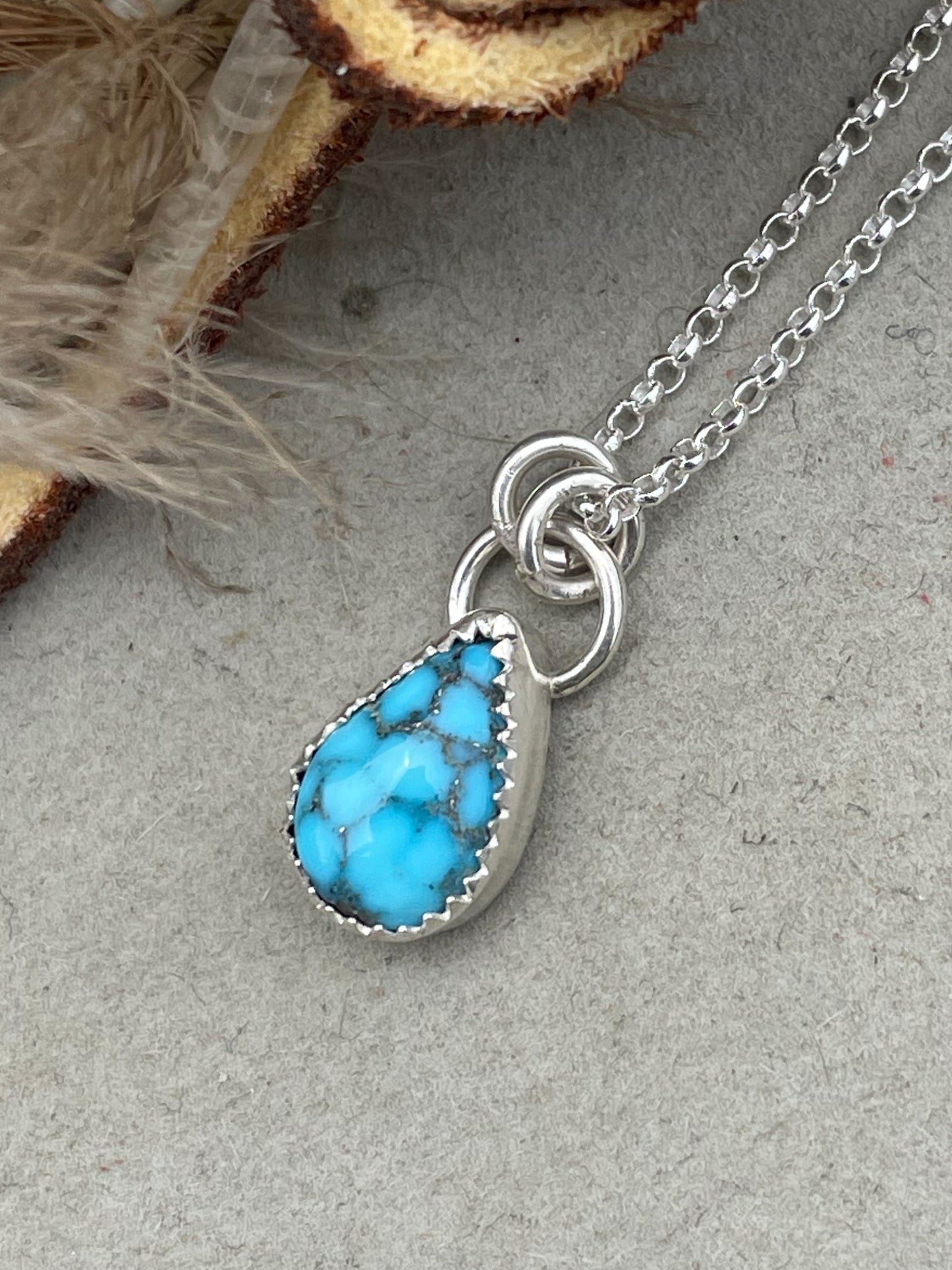 Natural Spiderweb Kingman Everyday Turquoise Necklace