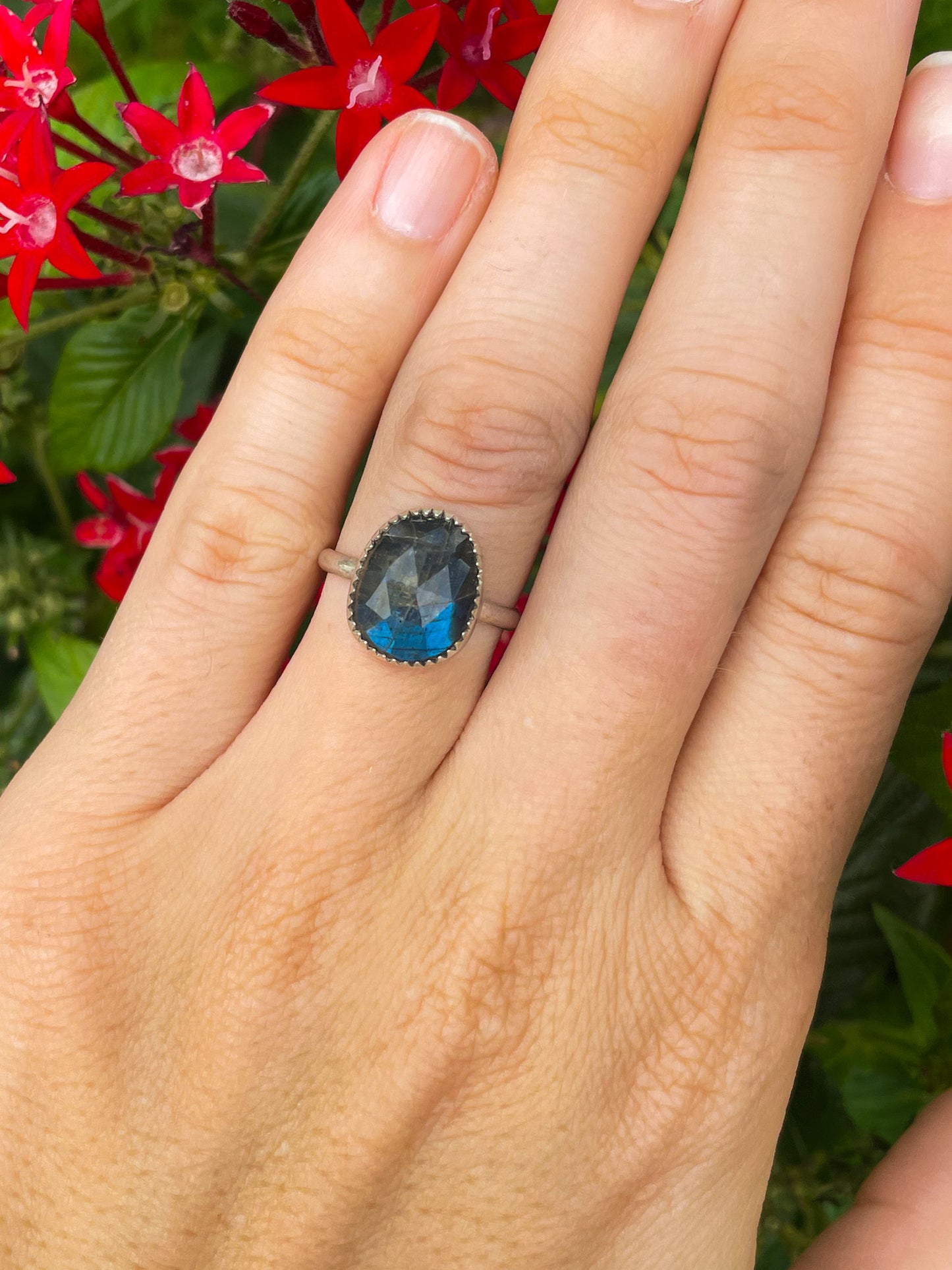 Labradorite Rosecut Everyday Ring