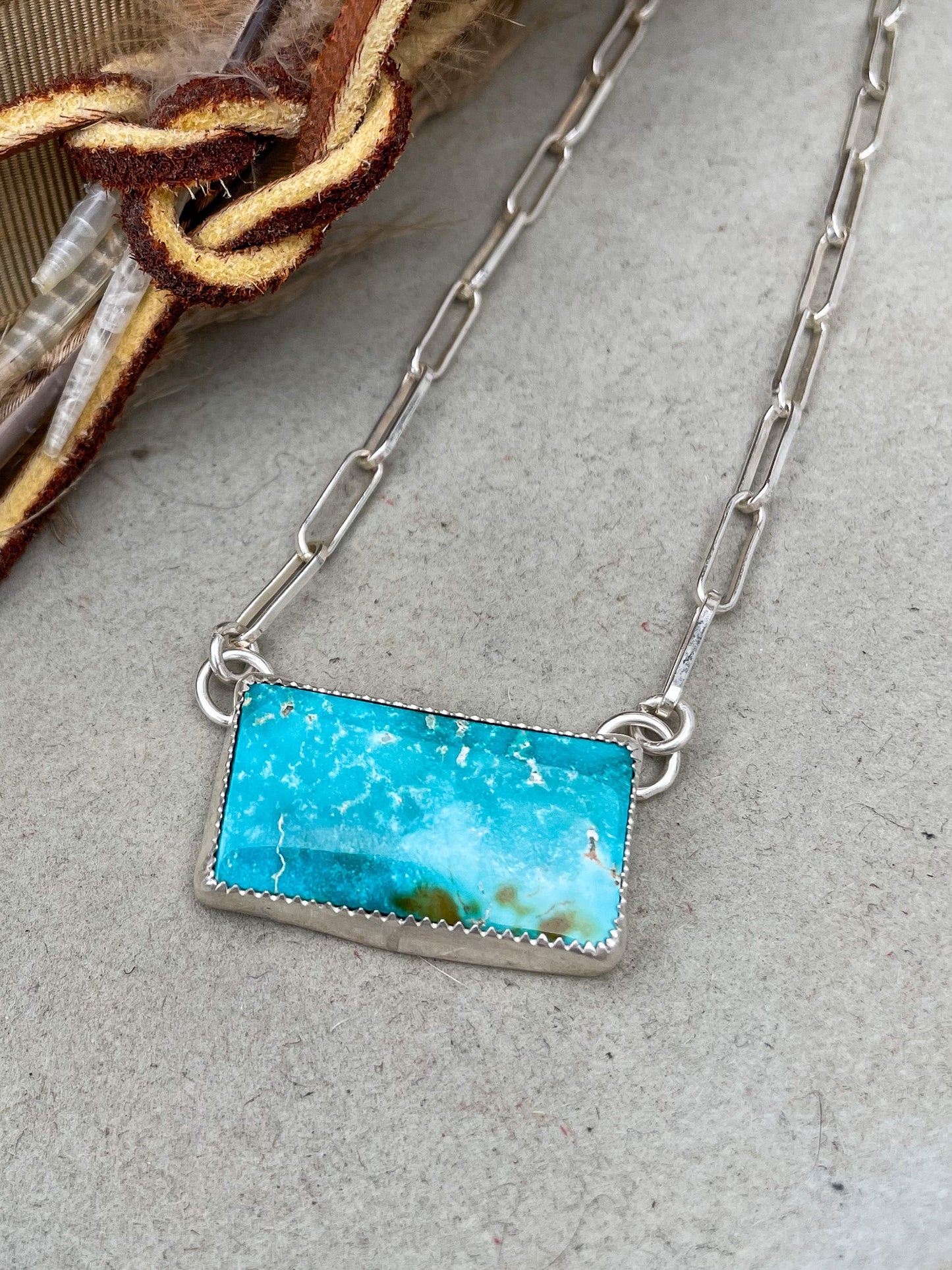 Sierra Bella Bar Necklace