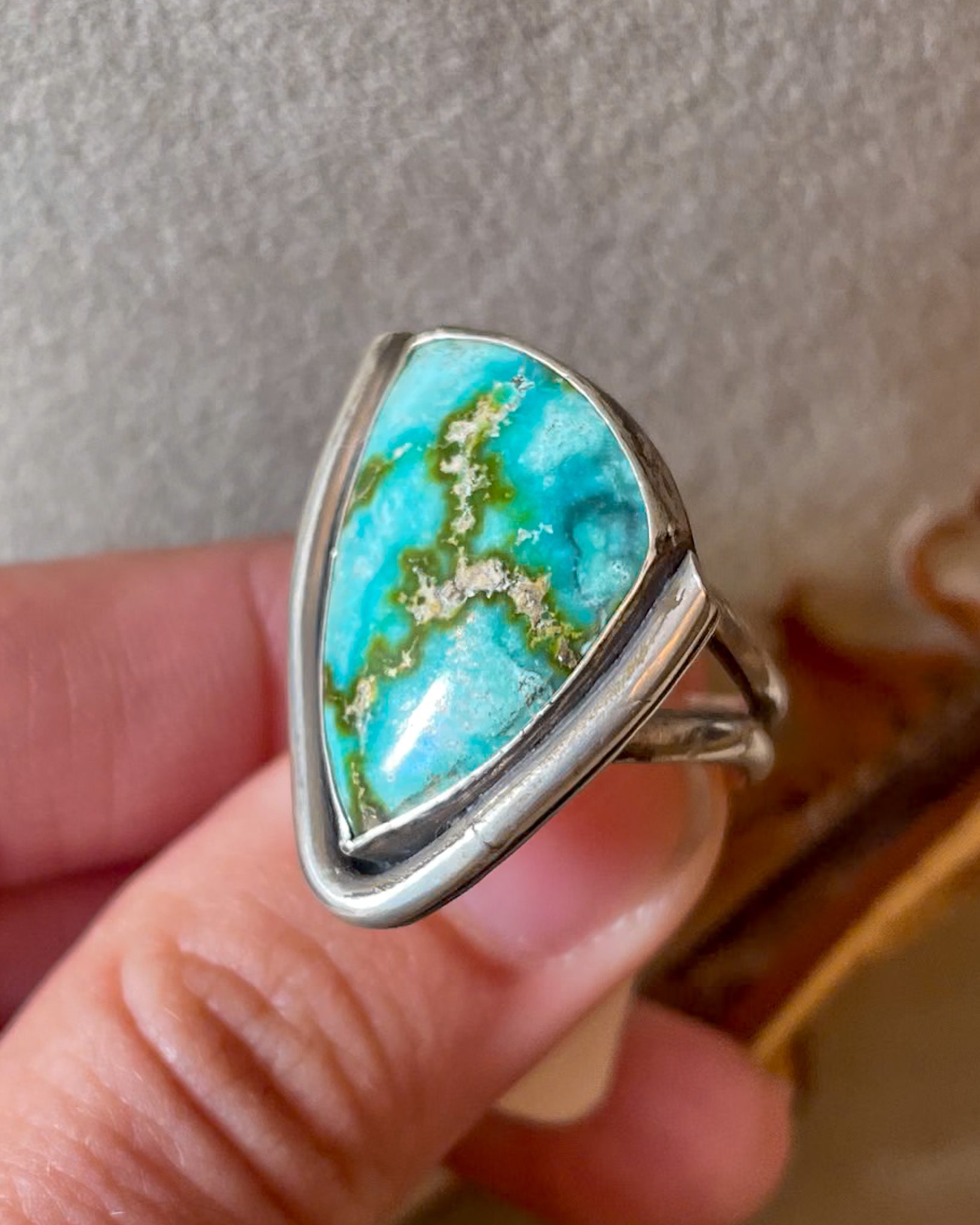blue sonoran gold turquoise asymmetrical triangular ring with border on split shank band